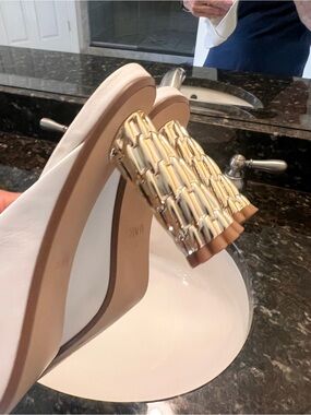 Zara White Leather Crisscross Mules with Sculpted Metallic Heel